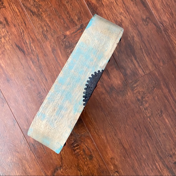 Wooden initial block - Picture 8 of 9